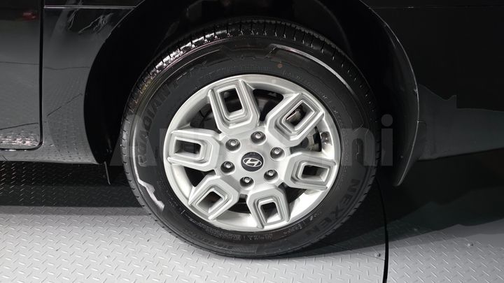 Hyundai Staria 2025 — 5