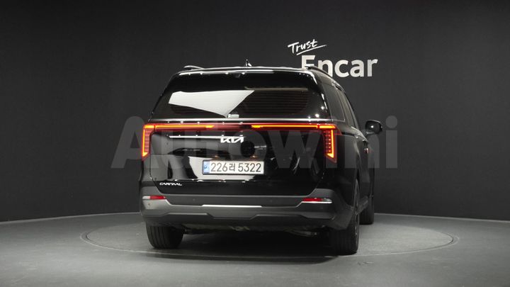 Kia Carnival 2025 — 4