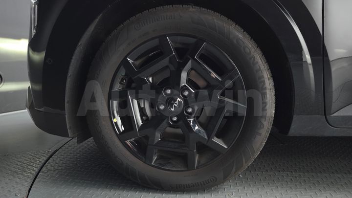 Kia Carnival 2025 — 5