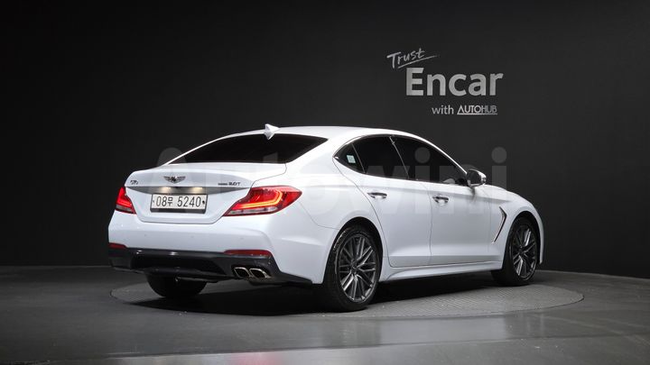 Genesis G70 2018 — 2