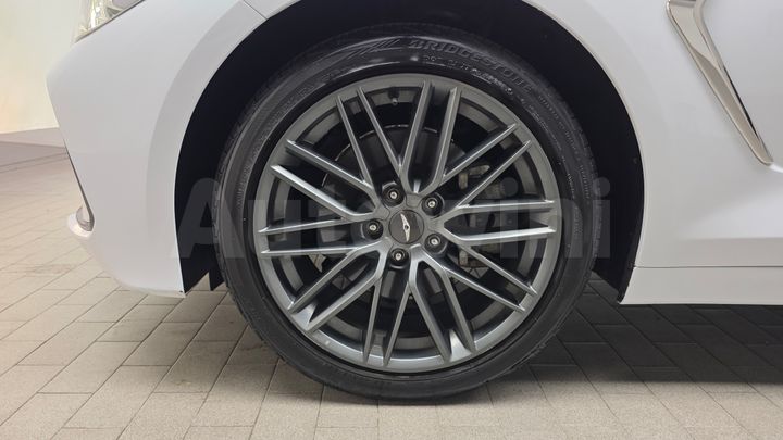 Genesis G70 2018 — 5