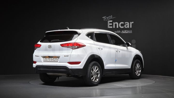 Hyundai Tucson 2016 — 2