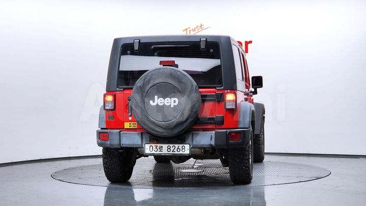 Jeep Wrangler 2017 — 4