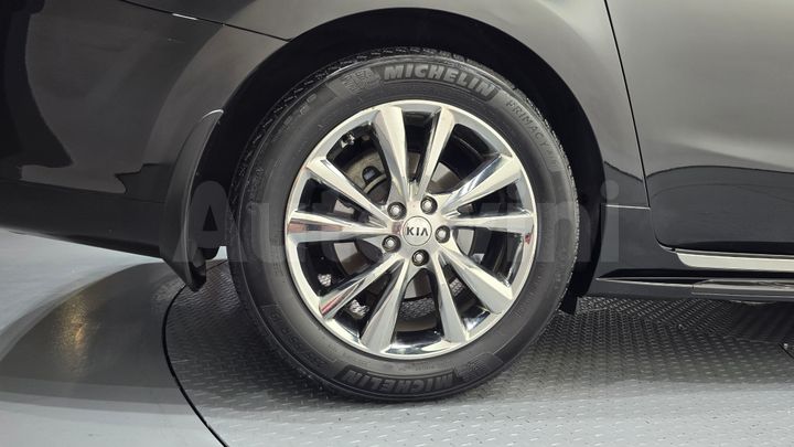 Kia Carnival 2019 — 5