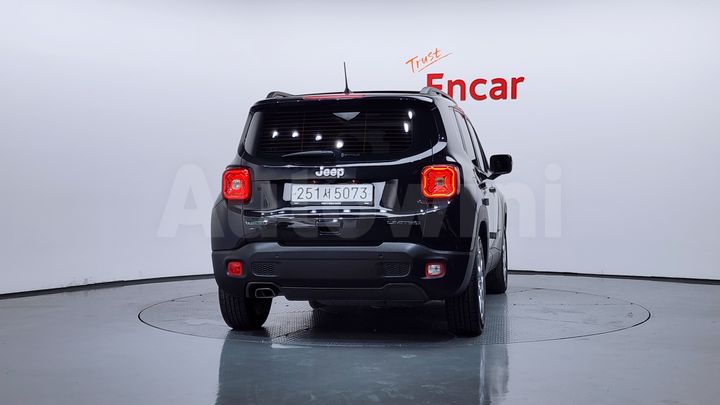 Jeep Renegade 2020 — 4
