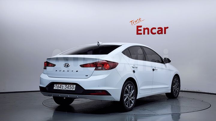 Hyundai Avante 2019 — 2