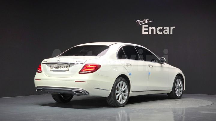 Mercedes-Benz E Class 2020 — 2