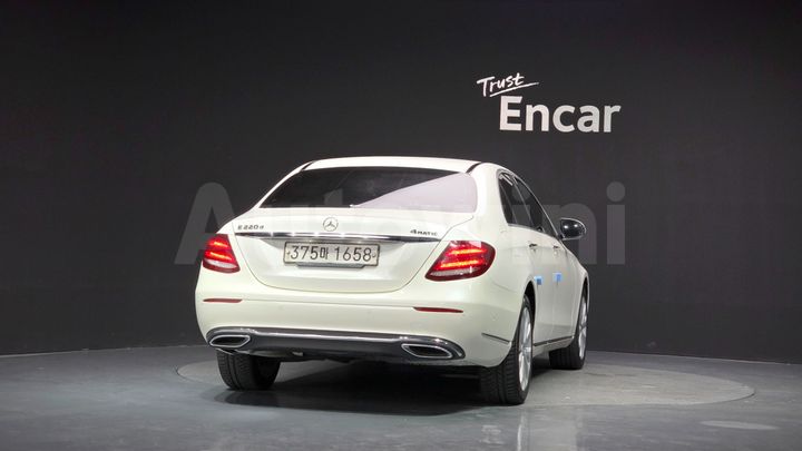Mercedes-Benz E Class 2020 — 4