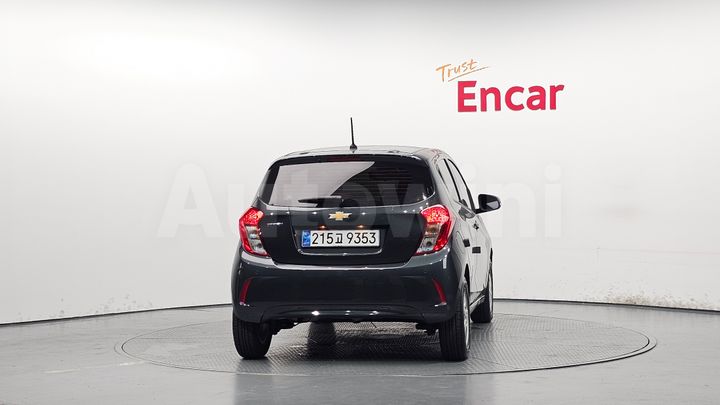 Chevrolet Spark 2021 — 4