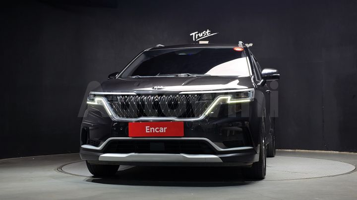 Kia Carnival 2021 — 3