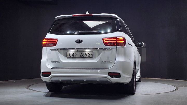 Kia Carnival 2019 — 4