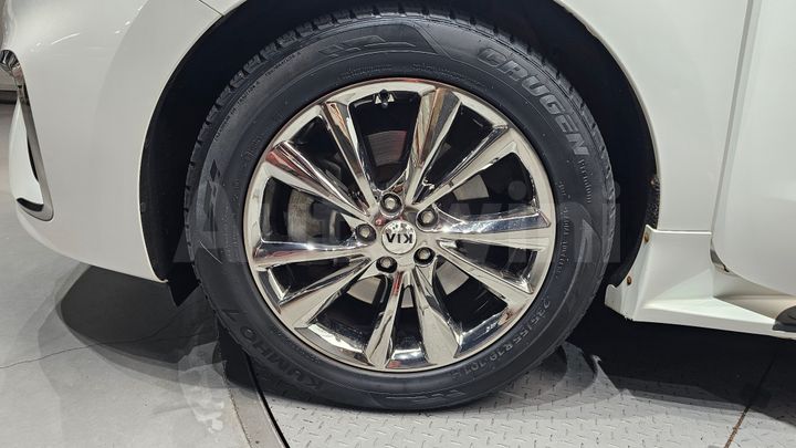 Kia Carnival 2019 — 5