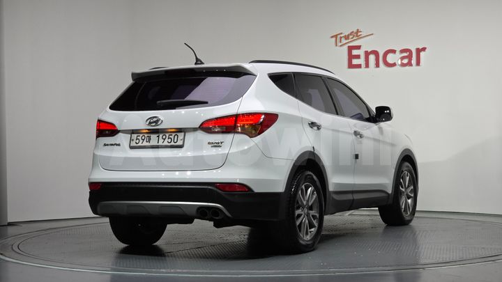 Hyundai SantaFe 2013 — 2