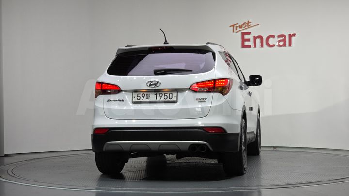 Hyundai SantaFe 2013 — 4