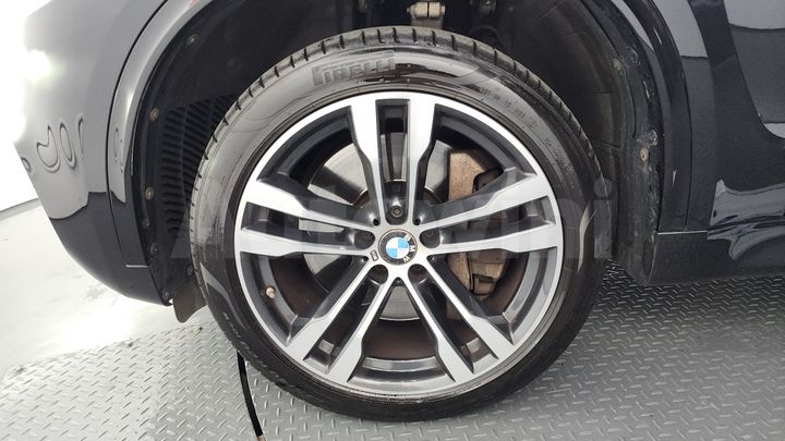 BMW X5 2016 — 5