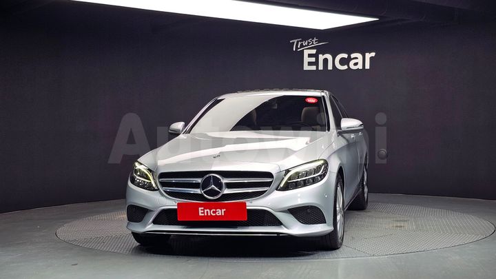 Mercedes-Benz C Class 2019 — 3