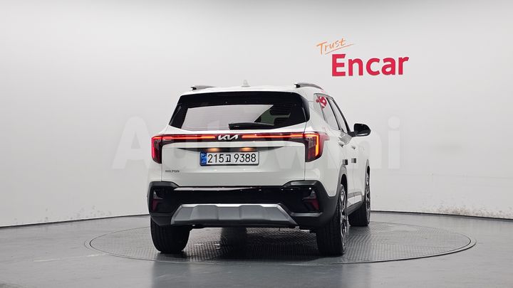 Kia Seltos 2023 — 4
