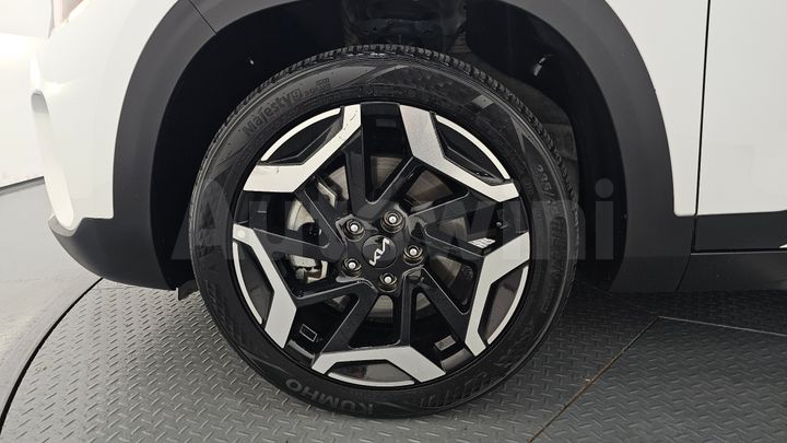 Kia Seltos 2023 — 5