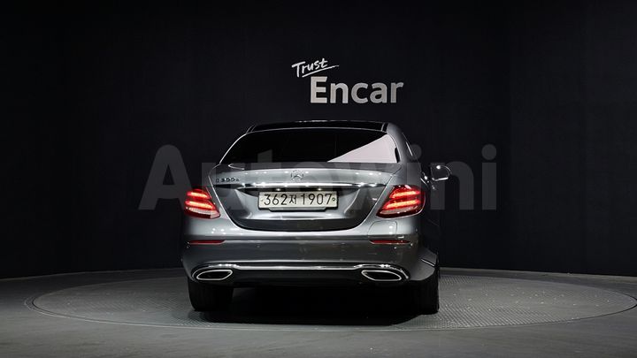 Mercedes-Benz E Class 2019 — 4