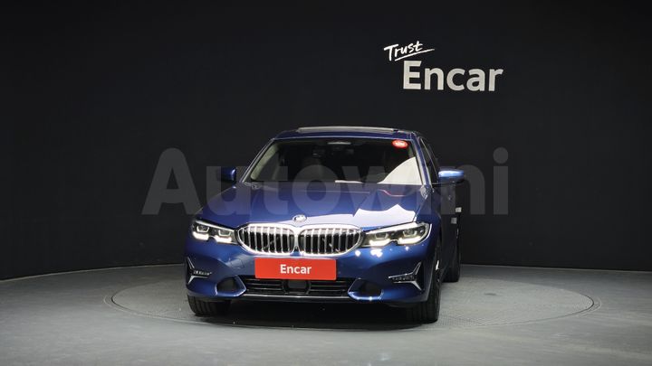 BMW 3 Series 2021 — 3
