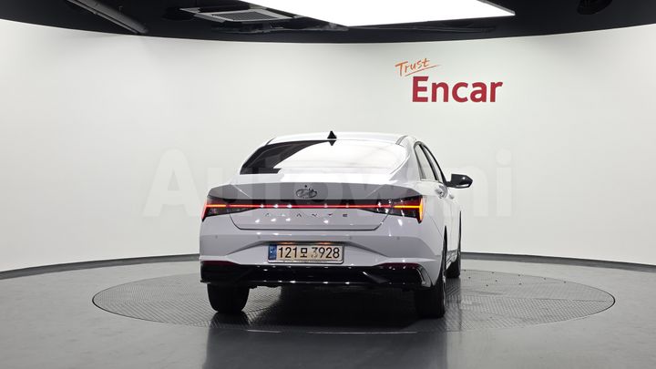 Hyundai Avante 2023 — 4