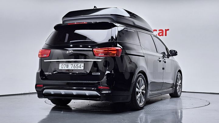 Kia Carnival 2019 — 2