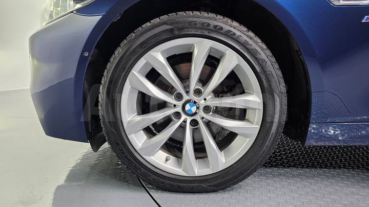 BMW 5 Series 2016 — 5