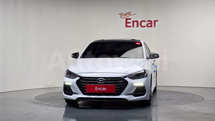 Hyundai Avante 2018 — 3
