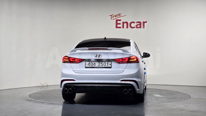 Hyundai Avante 2018 — 4