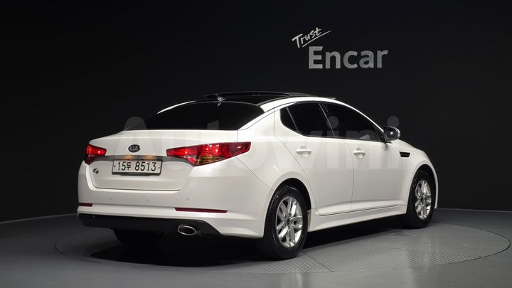 Kia K5 2013 — 2