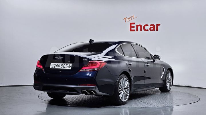 Genesis G70 2019 — 2