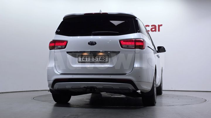 Kia Carnival 2016 — 4