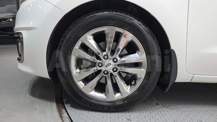 Kia Carnival 2016 — 5