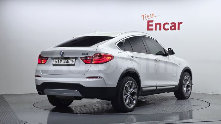 BMW X4 2015 — 2