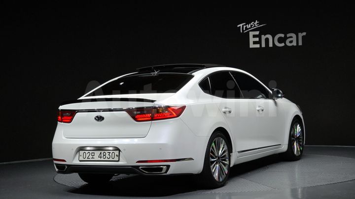 Kia K7 2017 — 2
