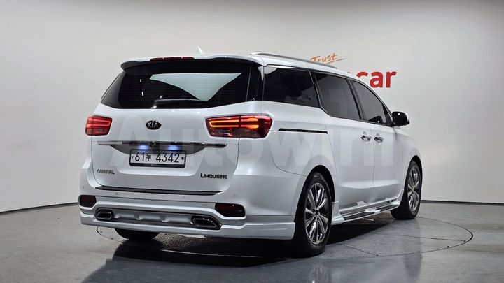 Kia Carnival 2019 — 2
