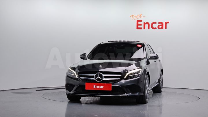 Mercedes-Benz C Class 2020 — 3