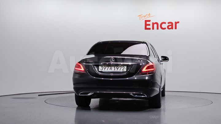 Mercedes-Benz C Class 2020 — 4