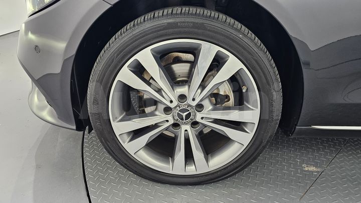 Mercedes-Benz C Class 2020 — 5