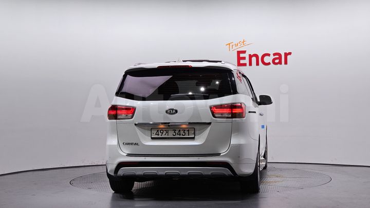 Kia Carnival 2017 — 4