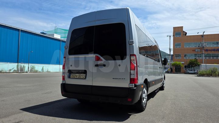 Renault Master 2020 — 4