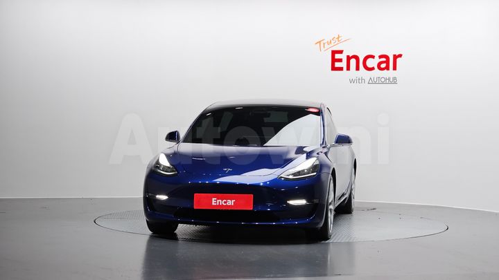Tesla Model 3 2020 — 3