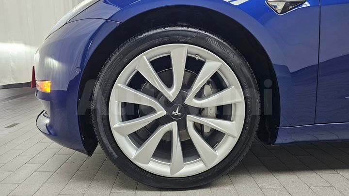 Tesla Model 3 2020 — 5