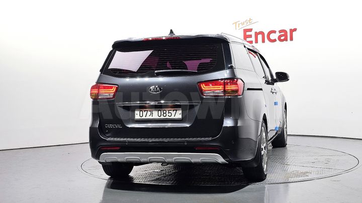 Kia Carnival 2016 — 4