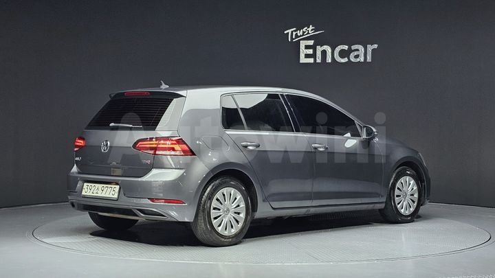 Volkswagen Golf 2017 — 2