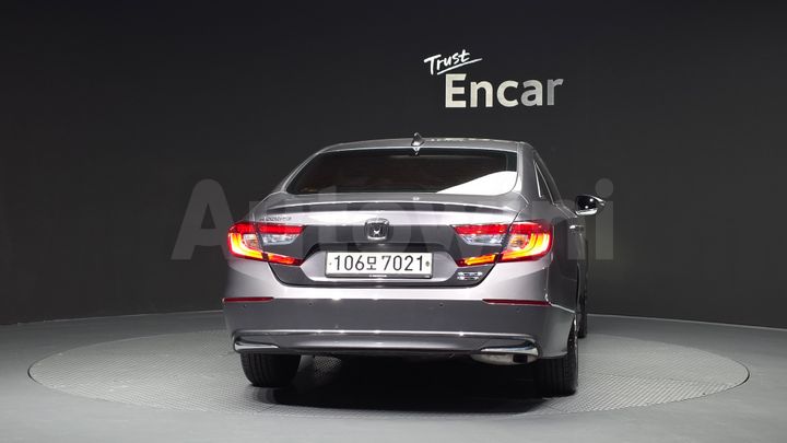 Honda Accord 2018 — 4