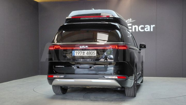 Kia Carnival 2023 — 4