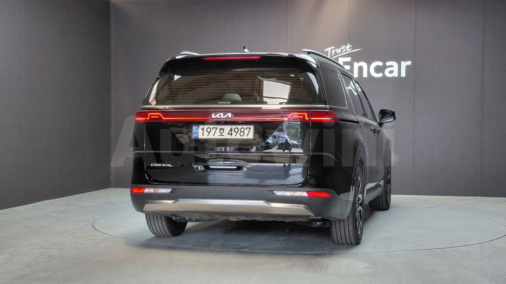 Kia Carnival 2023 — 4