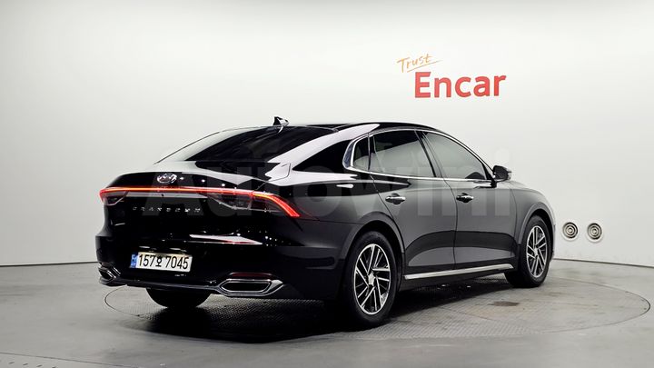 Hyundai Grandeur 2022 — 2