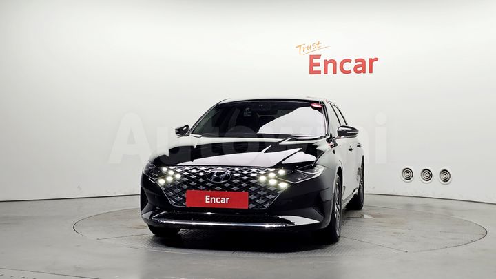 Hyundai Grandeur 2022 — 3